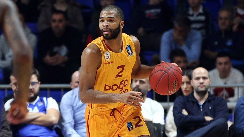 Παίκτης του Ολυμπιακού είναι με κάθε επισημότητα ο Άαρον Χάρισον, επιβεβαιώνοντας το ρεπορτάζ του Onsports!