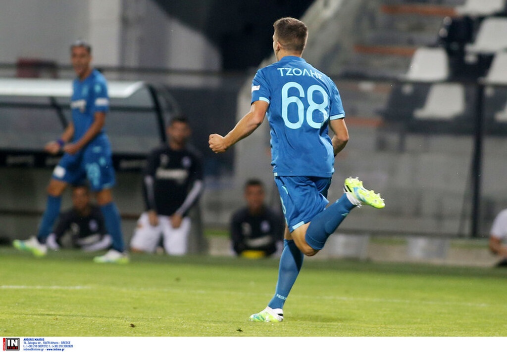 ΠΑΟΚ-ΟΦΗ 3-1: Το αετόπουλο Τζόλης και ο Άκπομ διατήρησαν τη 2η θέση ζωντανή
