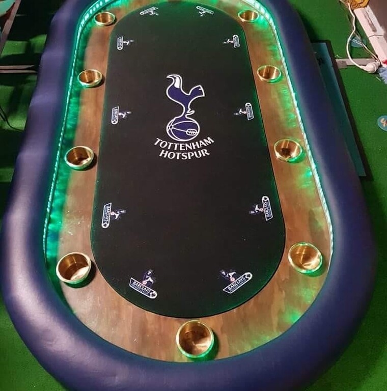 Είχε τρέλα με τη μπάλα - Δεν φαντάζεστε τι έκανε στο γκαράζ του με 22 χιλιάδες ευρώ (photos+videos)