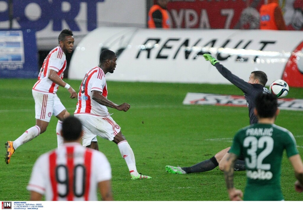 «Σφράγισε» τη νίκη με 3-1 ο Ιντέγε στο ντέρμπι του 2015-16 που δεν είχε το παραμικρό ενδιαφέρον για «ερυθρόλευκους» και «πράσινους». Ματς που κρίθημε με γκολ στο 87’ και στο 89’!