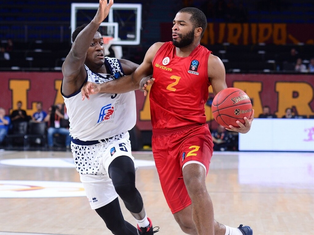 Παίκτης του Ολυμπιακού είναι με κάθε επισημότητα ο Άαρον Χάρισον, επιβεβαιώνοντας το ρεπορτάζ του Onsports!