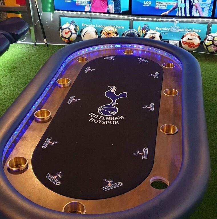 Είχε τρέλα με τη μπάλα - Δεν φαντάζεστε τι έκανε στο γκαράζ του με 22 χιλιάδες ευρώ (photos+videos)