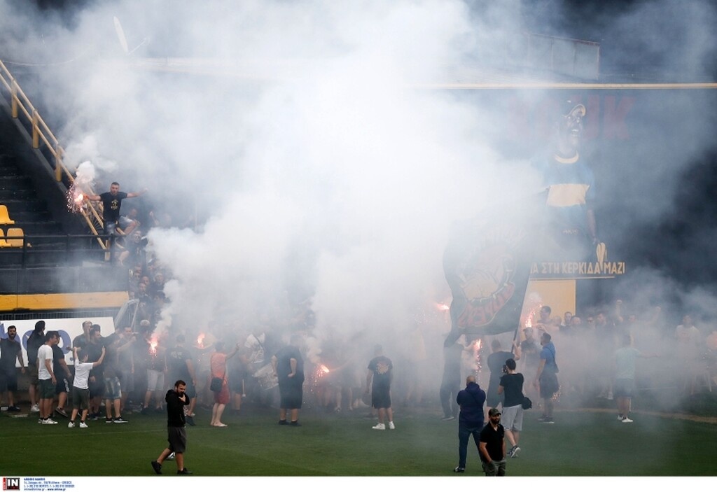 «Τρελάθηκαν» οι οπαδοί του Άρη, «ντόπες» πρόκρισης με ΑΕΚ (photos&video)