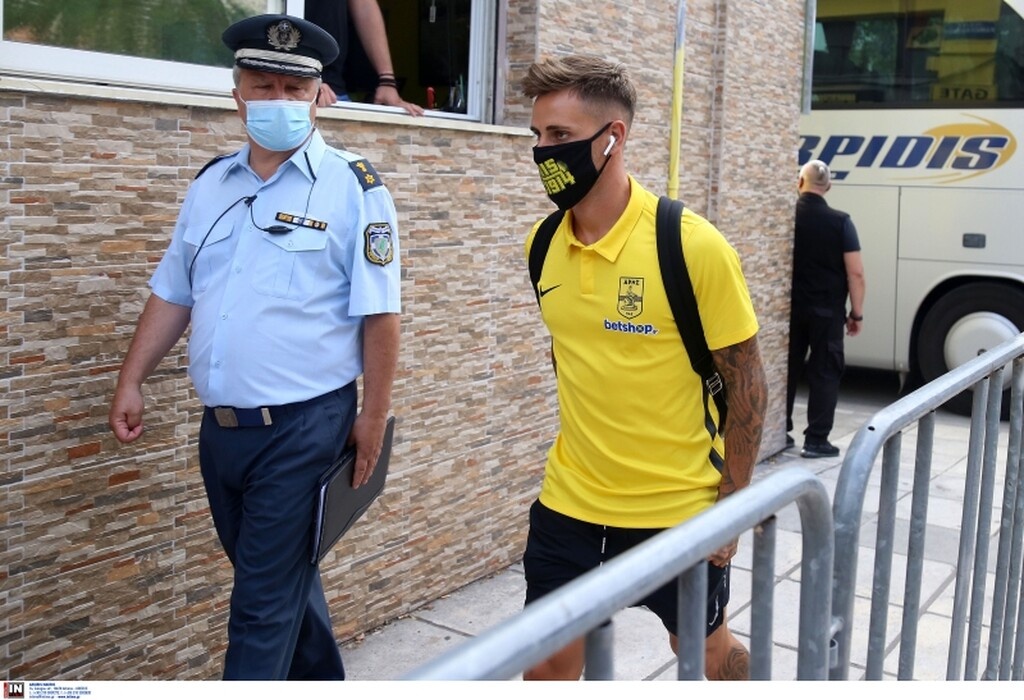 Άρης-ΑΕΚ: «Σεισμός» έξω από το «Βικελίδης», αποθέωση και... Κύπελλο (pics&vid)