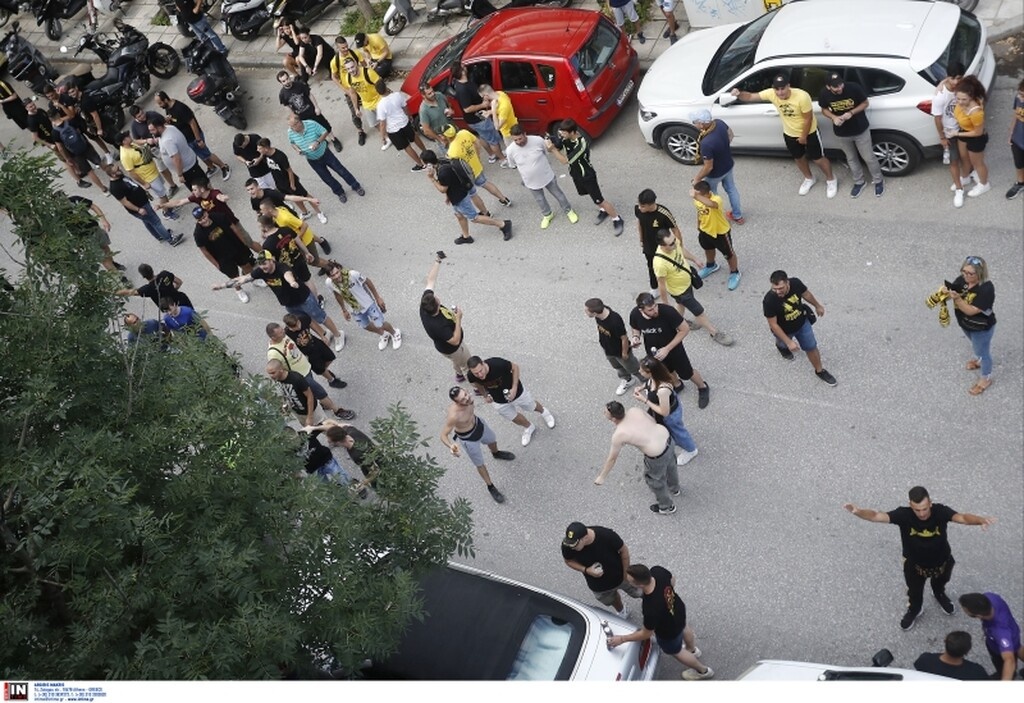 Άρης-ΑΕΚ: Έκαναν... κερκίδα και έβαλαν «φωτιά» στον ημιτελικό (photos&videos)