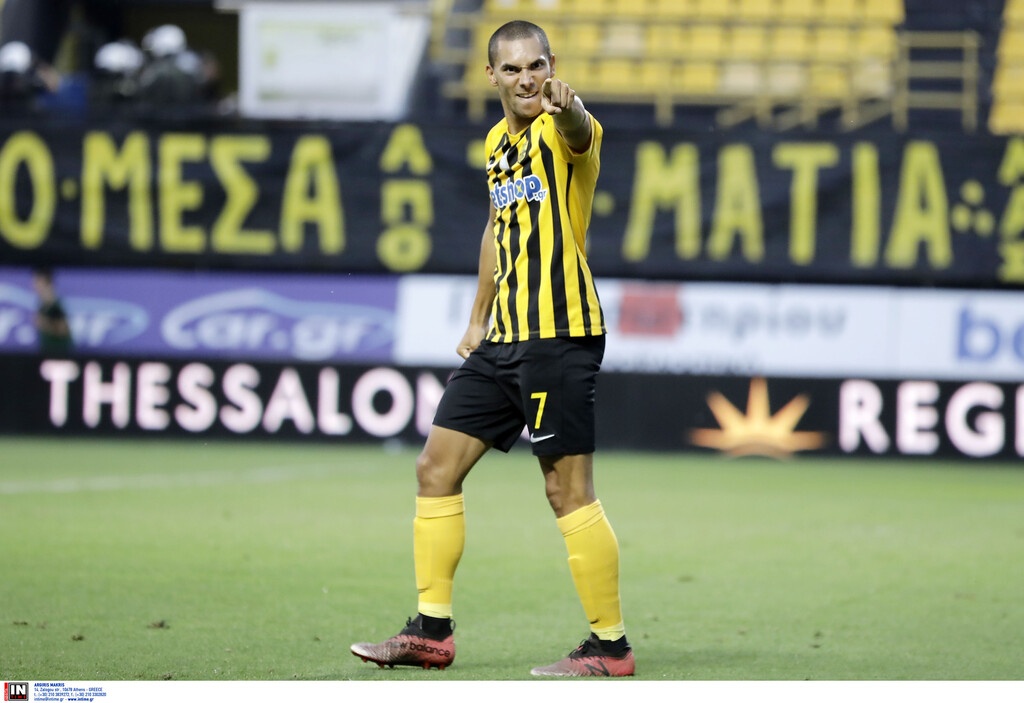 Ντιγκινί: «Αδικηθήκαμε, δεν είδε το VAR ο διαιτητής» (video)