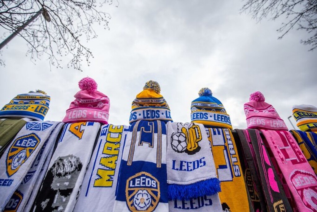 Απίστευτο: Ο Μπιν Λάντεν στην εξέδρα της Λιντς! (photos)