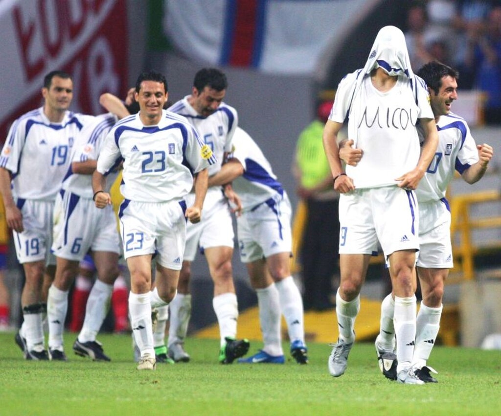 Euro 2004: Κι ο Λιζαραζού, ακόμα… ψάχνει τον Ζαγοράκη! (videos+photos)