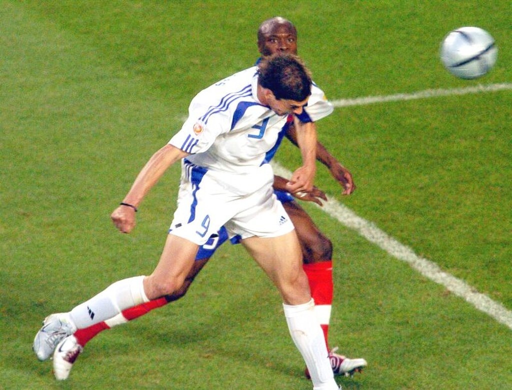 Euro 2004: Κι ο Λιζαραζού, ακόμα… ψάχνει τον Ζαγοράκη! (videos+photos)