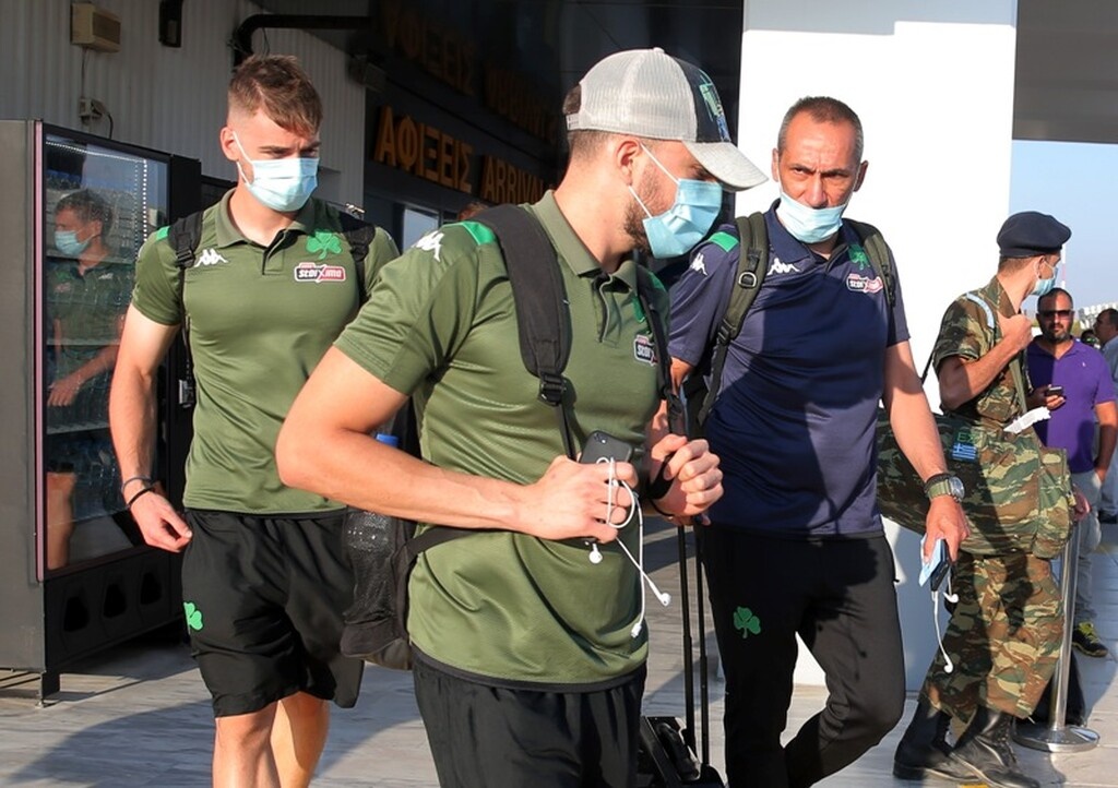 Παναθηναϊκός: Η άφιξη των μασκοφόρων! (Photos)