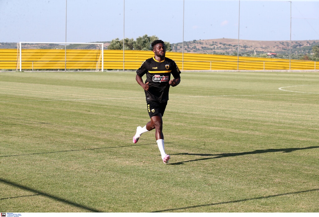 Ο Μπράιτ Ενομπακάρε (Νιγηρία)