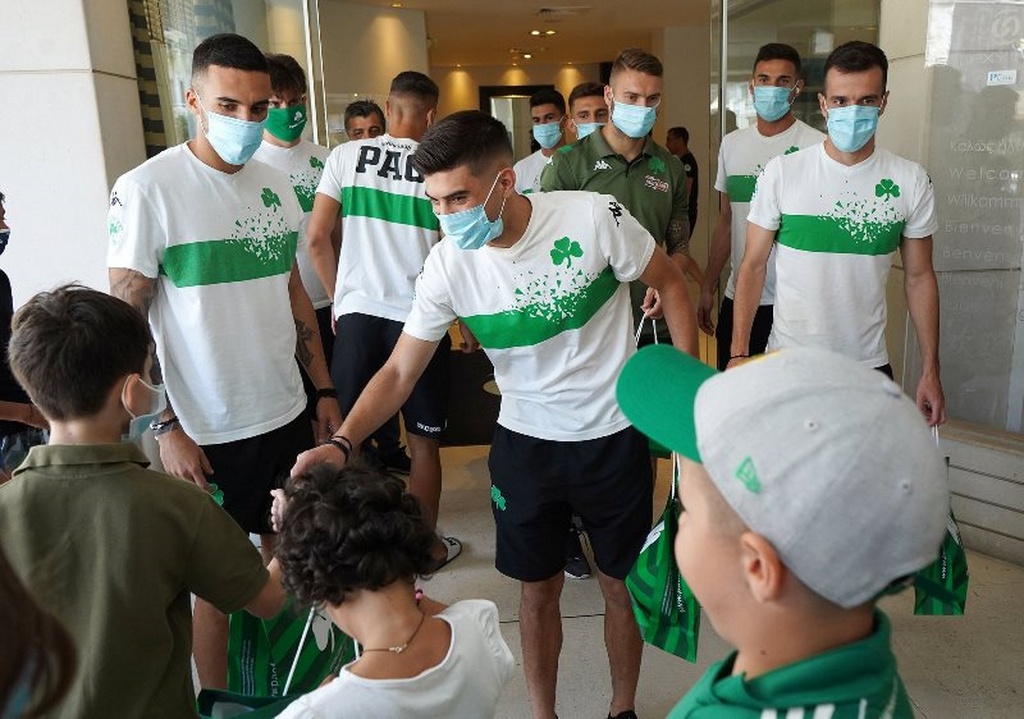 Παναθηναϊκός: Μοίρασαν χαρά στο Ηράκλειο (photos)