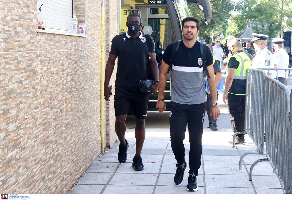 Άρης-ΠΑΟΚ: Η άφιξη της ασπρόμαυρης αποστολής στο «Βικελίδης» (photos)