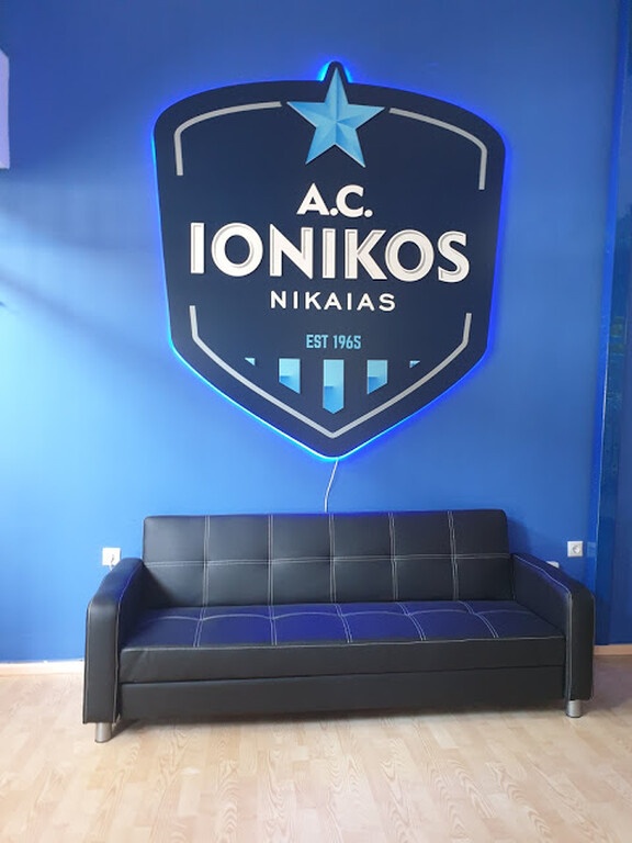 Τα νέα γραφεία του Ερασιτέχνη Ιωνικού (photos)