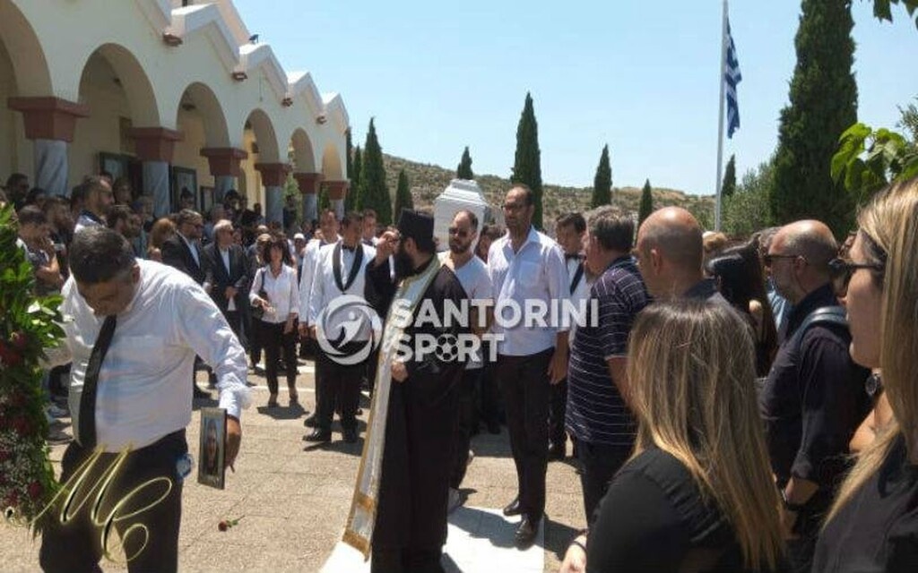 Παναγιώτης Σκαφτούρος: Ράγισαν καρδιές στο τελευταίο «αντίο» (photos)