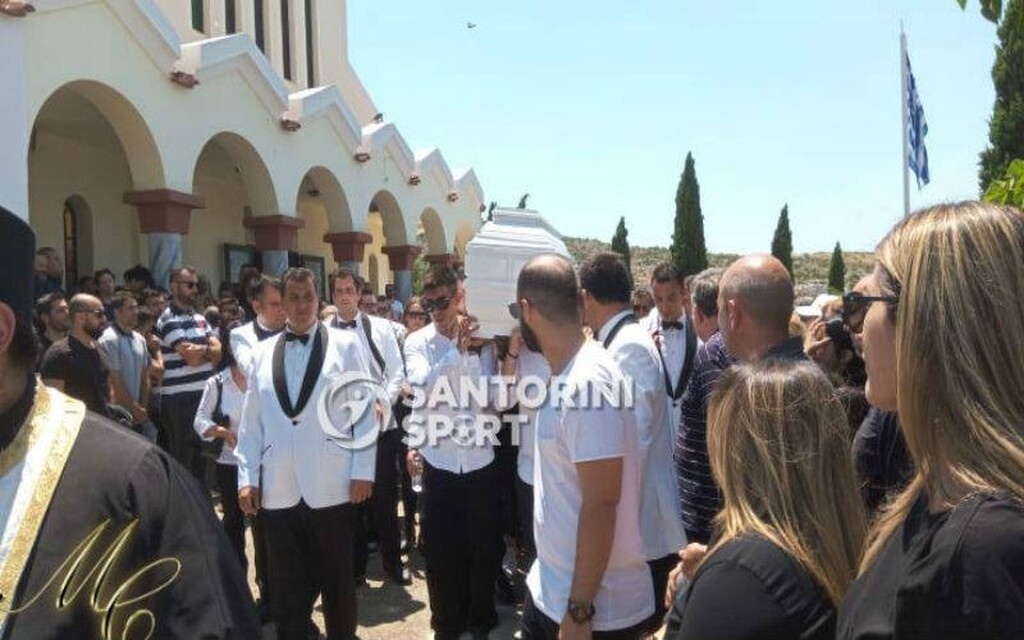 Παναγιώτης Σκαφτούρος: Ράγισαν καρδιές στο τελευταίο «αντίο» (photos)