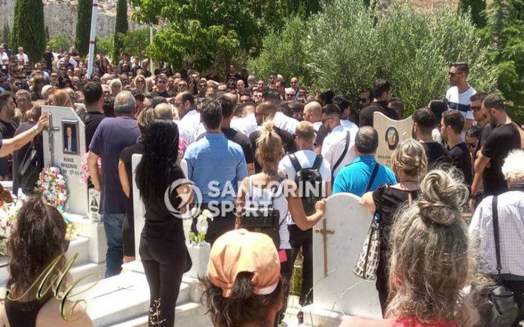 Παναγιώτης Σκαφτούρος: Ράγισαν καρδιές στο τελευταίο «αντίο» (photos)