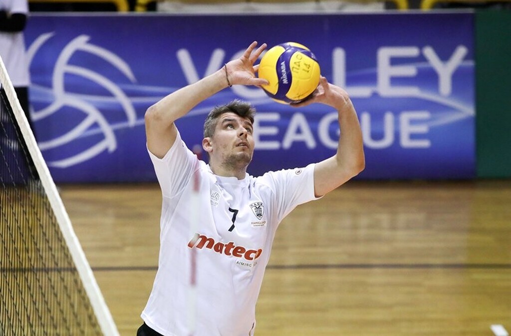 ΠΑΟΚ-Παναθηναϊκός: Πρώτη «μάχη» Πελεκούδα-Φιλίποφ στο Onsports!