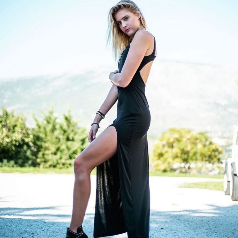 Η εκθαμβωτική... Survivor, Βιργινία Δικαιούλια παρέμεινε στο Μαρκόπουλο (photos)