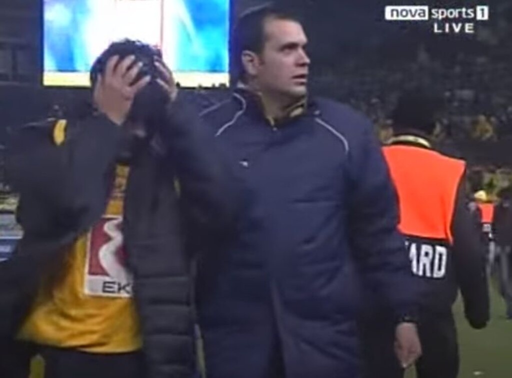 Στο ντέρμπι με τον ΠΑΟΚ το 2010, ο Σαριόγλου είχε... κλέψει την παράσταση με τον On air πανηγυρισμό του.