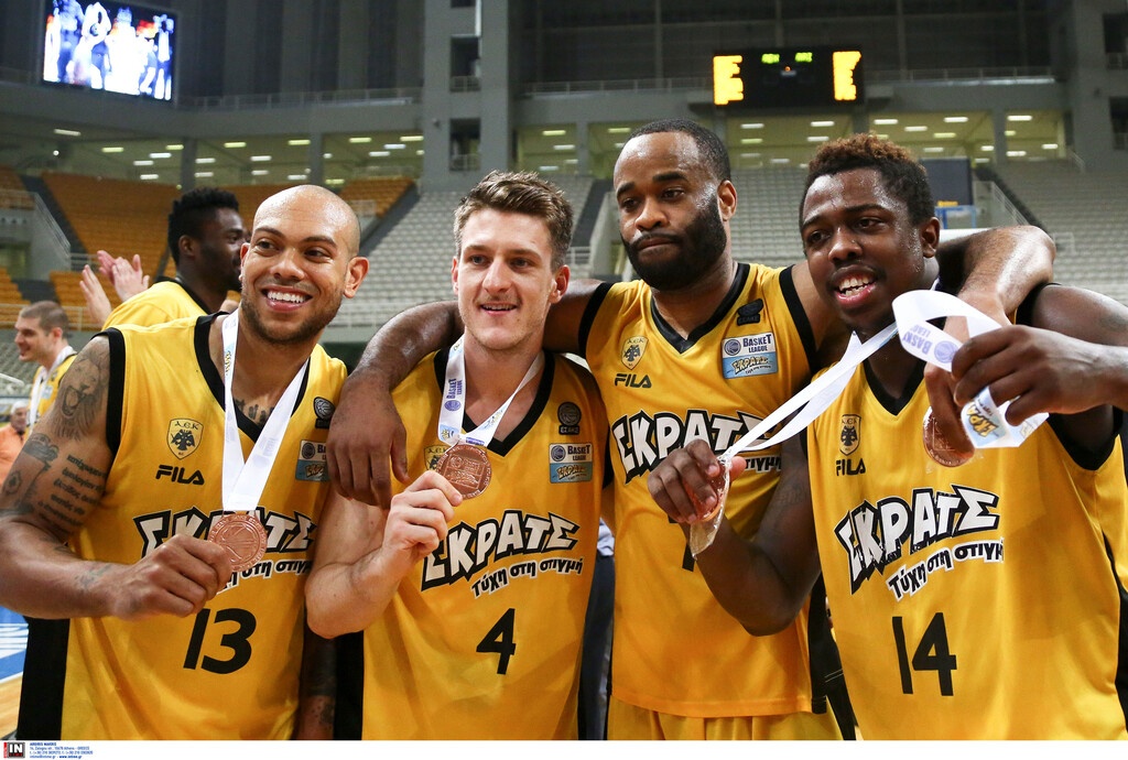 Με Κάρτερ, Παπαντωνίου και Μπράουν σε πανηγυρικό στιγμιότυπο