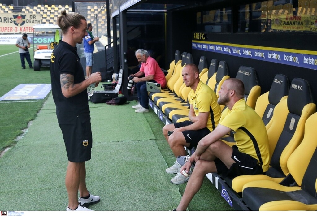 To «αντίο» του Χουλτ στην ΑΕΚ (photos)