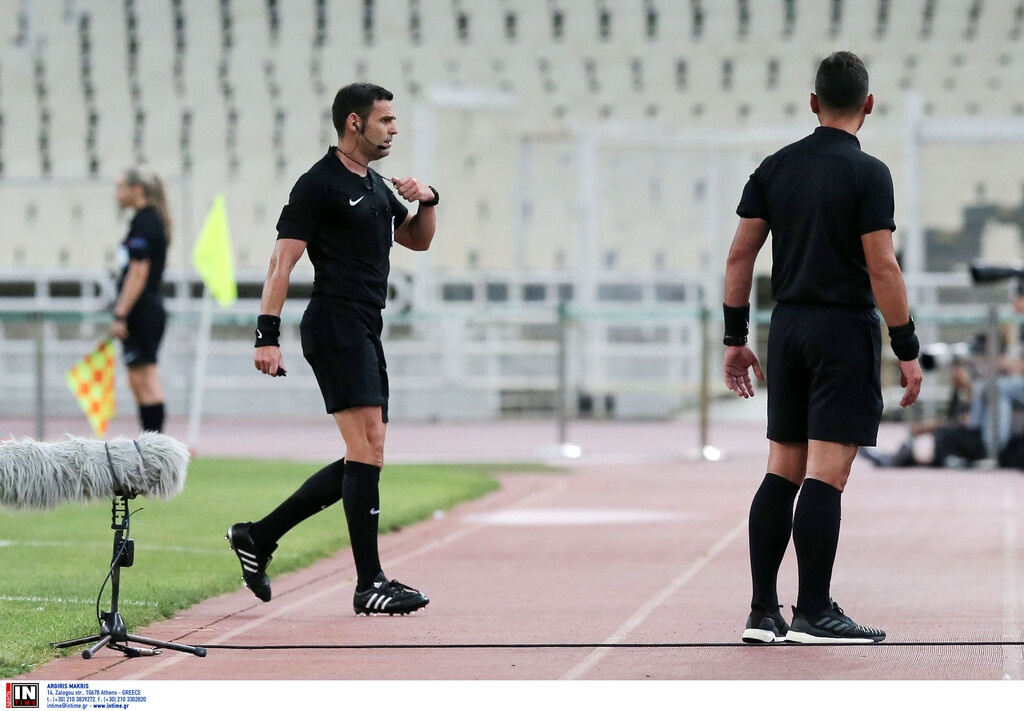 Ο Γιώργος Κομίνης κλήθηκε να εξετάσει τη βουτιά του Βαλμπουενά στο VAR