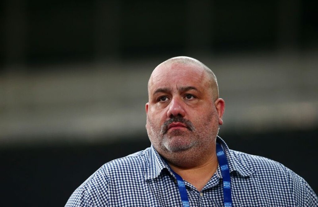 Η μοναδική αντίδραση ήρθε από τον αντιπρόεδρο της «ερυθρόλευκης» ΠΑΕ, Κώστα Καραπαπά, ο οποίος με μήνυμα στο Instagram είχε αφήσει αιχμές για τον τρόπο που λειτουργούν οι «πράσινοι» κάνοντας λόγο για ομοιότητες με την… Ξάνθη και αφήνοντας υπόνοιες για τη