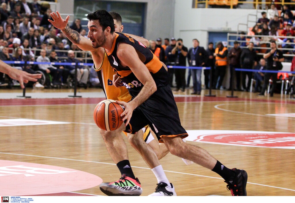 Πλησιάζει στην ΑΕΚ ο Κατσίβελης (photos+videos)