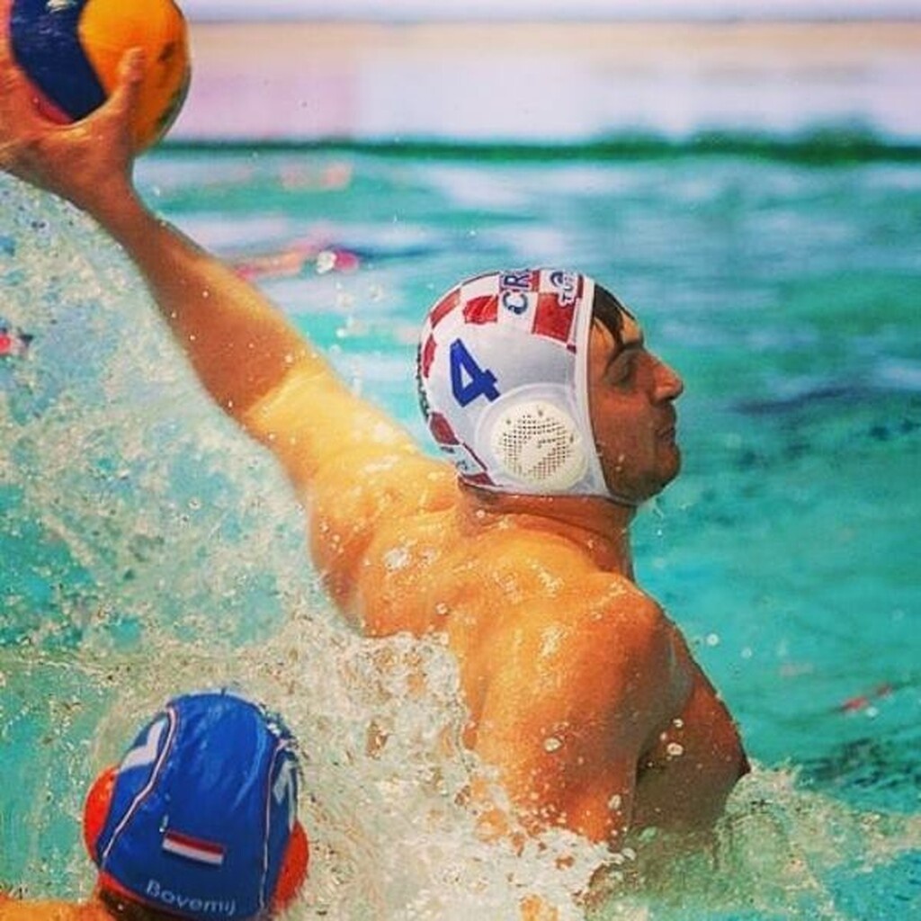 Στον ΝΟ Βουλιαγμένης ο διεθνής φουνταριστός, Λούκα Λόζινα