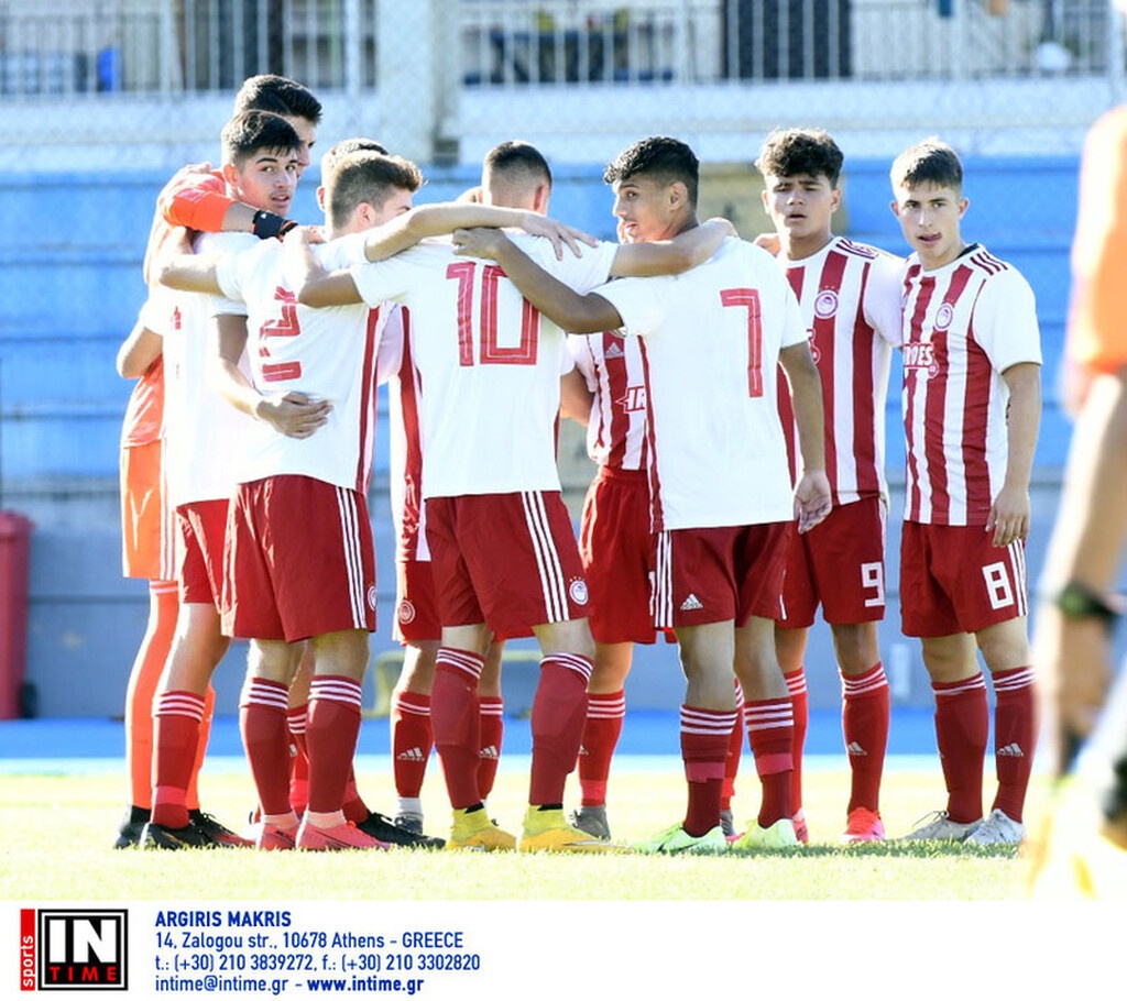Super League K15: Το τρόπαιο ο Ολυμπιακός (video+photos)