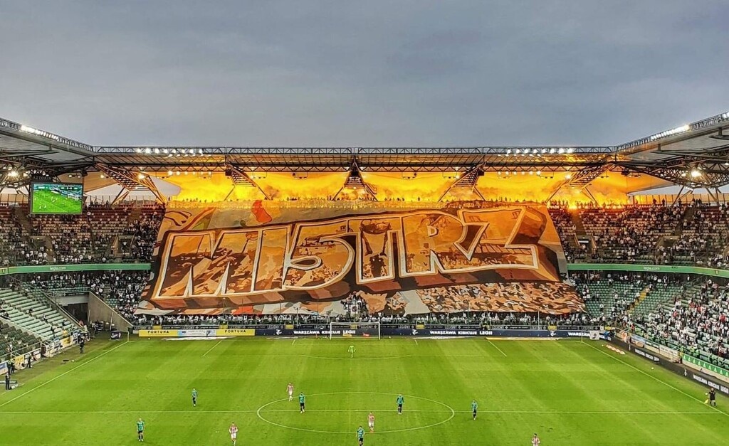 Ο Πέκχαρτ έδωσε τον τίτλο στη Λέγκια Βαρσοβίας (video+photos)