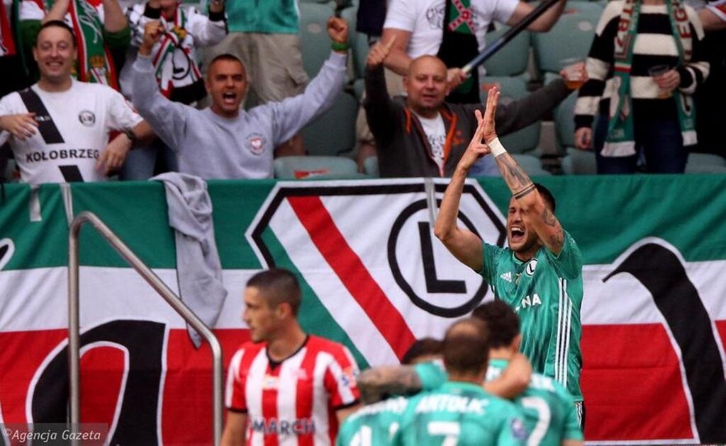 Ο Πέκχαρτ έδωσε τον τίτλο στη Λέγκια Βαρσοβίας (video+photos)