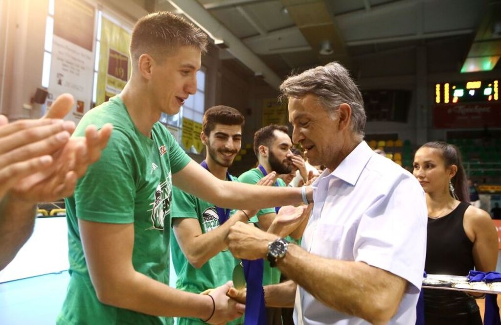 Ρεσιτάλ Πελεκούδα μετά το πρωτάθλημα του Παναθηναϊκού (videos+photos)