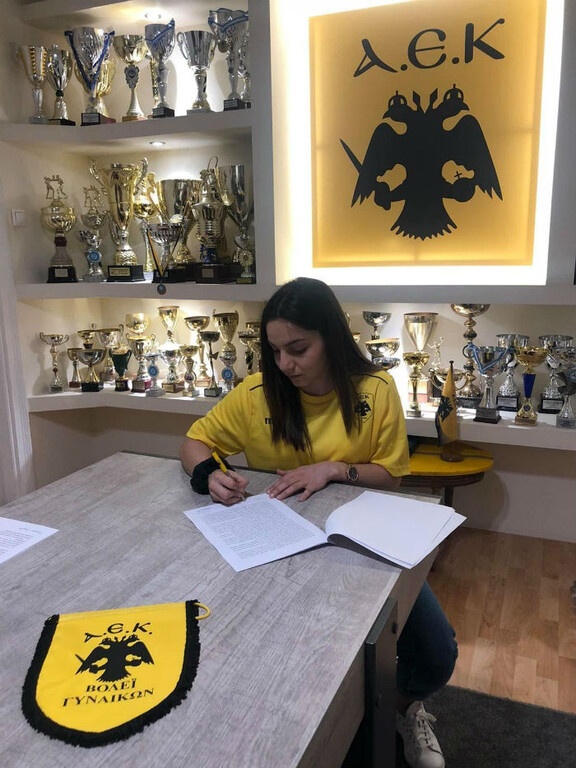 Βόλεϊ: Στα «κιτρινόμαυρα» η Ευαγγελία Τουλγαρίδου