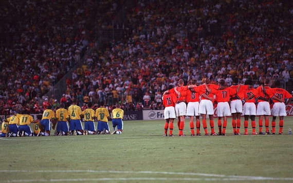 Βραζιλία - Ολλανδία: Γκολ και... ξύλο με πρόκριση στη «ρωσική ρουλέτα»! (photos+videos)