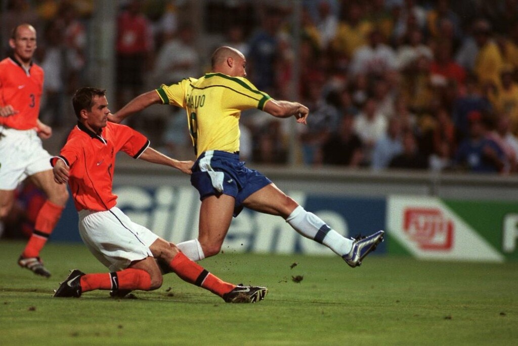 Βραζιλία - Ολλανδία: Γκολ και... ξύλο με πρόκριση στη «ρωσική ρουλέτα»! (photos+videos)