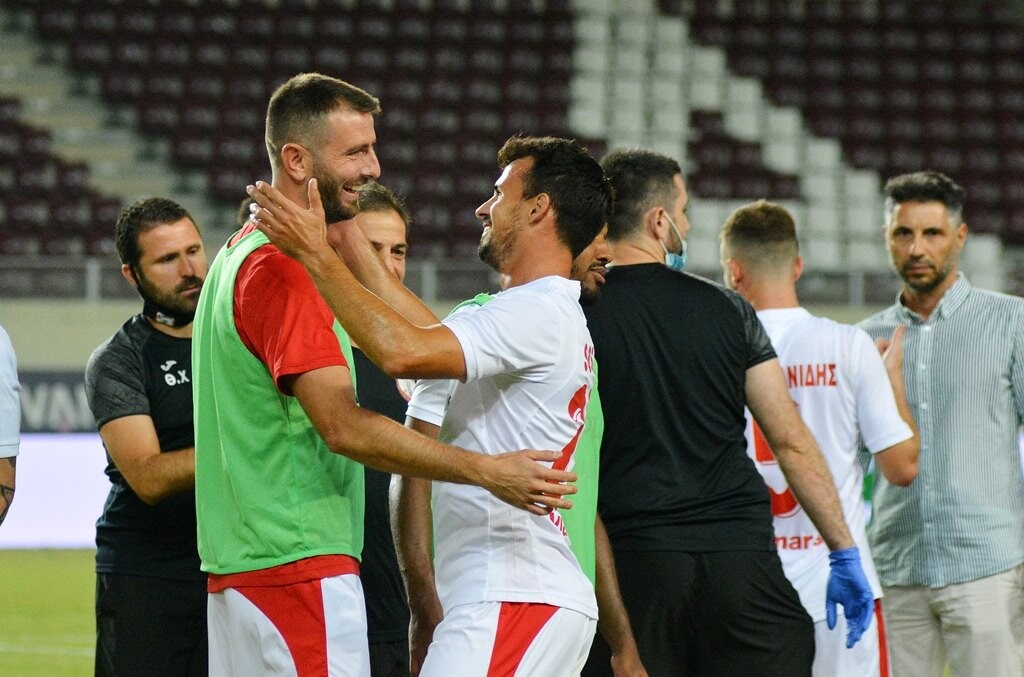 ΑΕΛ-Ξάνθη: Ξέσπασαν οι Ακρίτες μετά τη λήξη (photos)