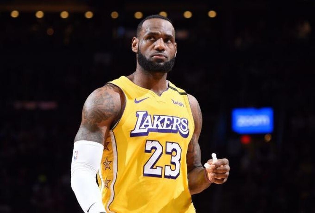 NBA: «Φέτες» ο Λεμπρόν - Σε απίστευτη κατάσταση ο «βασιλιάς» (photos)