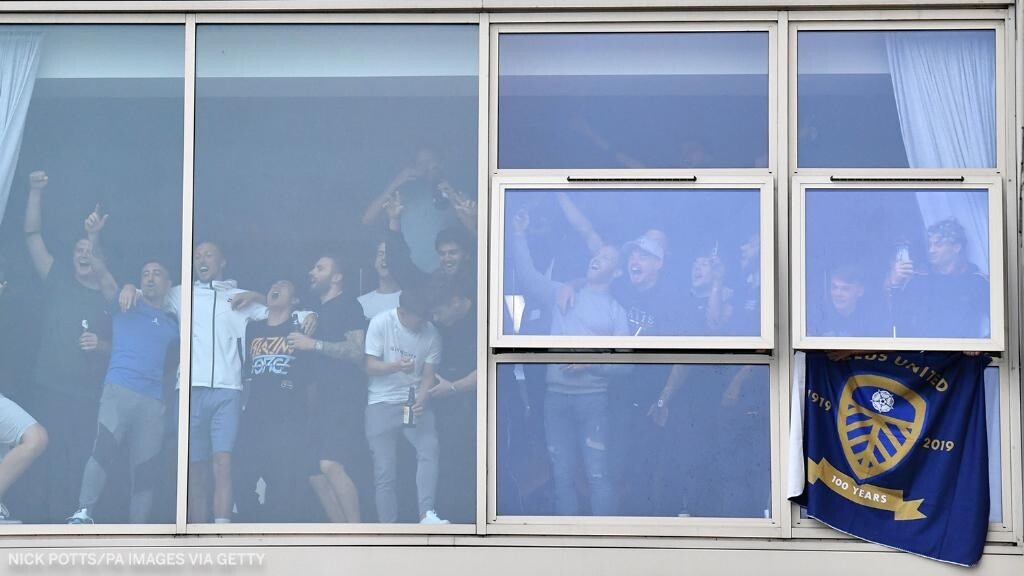 Tελικά η Λιντς επέστρεψε (videos+photos)