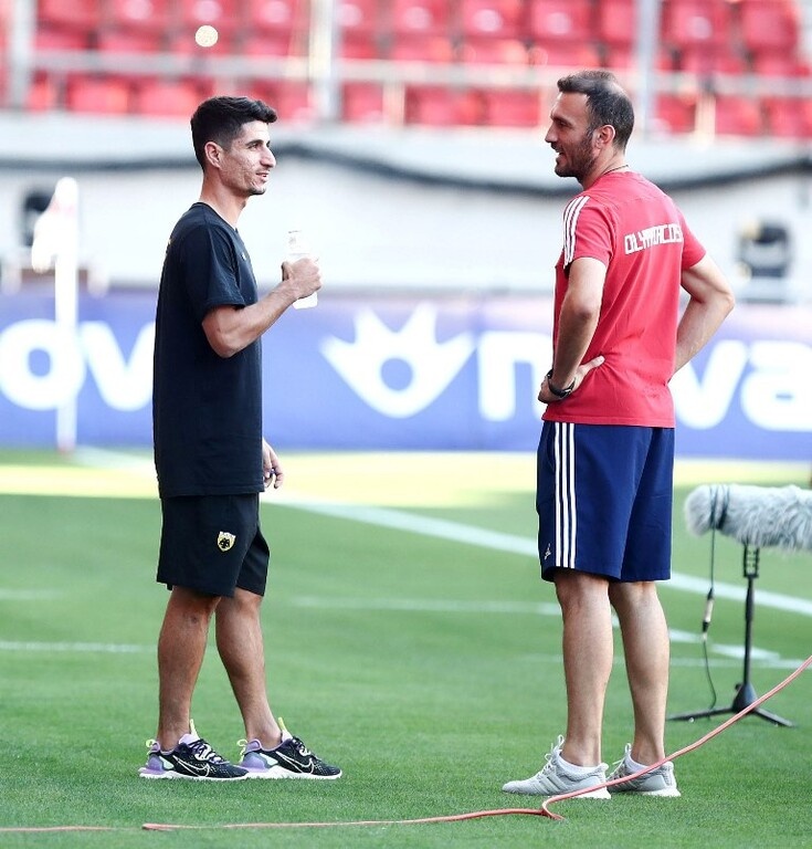 Ολυμπιακός-ΑΕΚ: Τετ α τετ και... πηγαδάκια στο «Γ. Καραϊσκάκης» (photos)