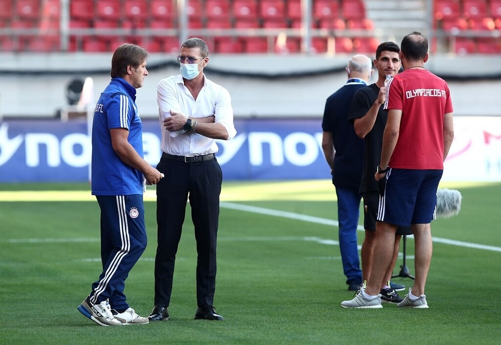 Ολυμπιακός-ΑΕΚ: Τετ α τετ και... πηγαδάκια στο «Γ. Καραϊσκάκης» (photos)