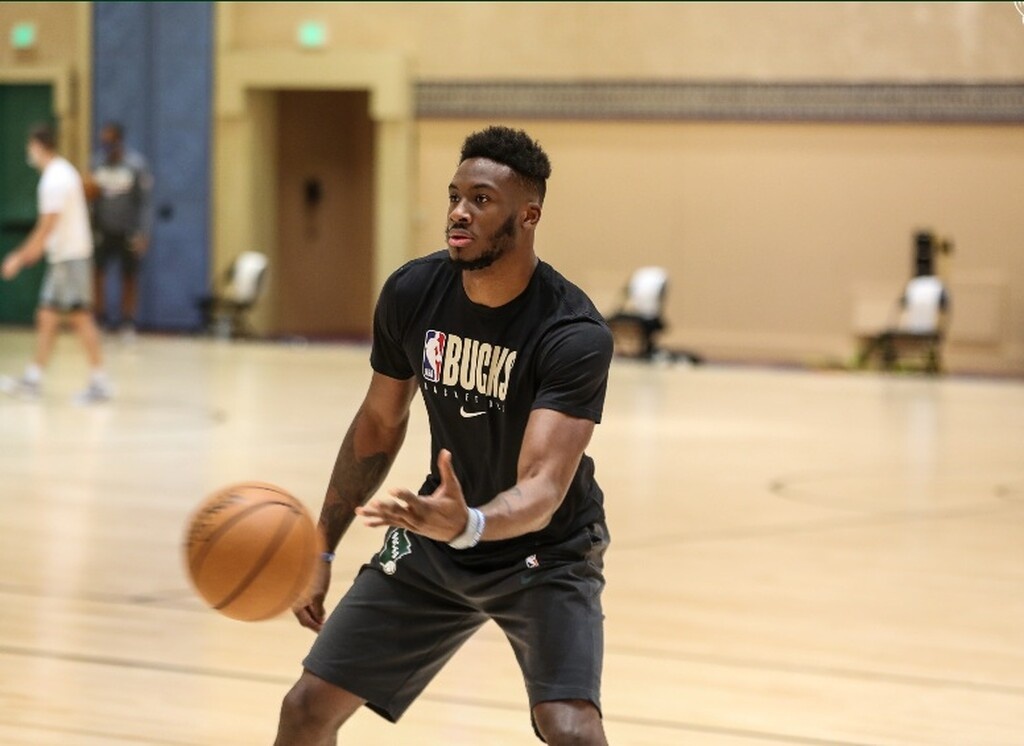 Ο Αντετοκούνμπο μπαίνει σε… beast mode, για το πρωτάθλημα! (video+photos)