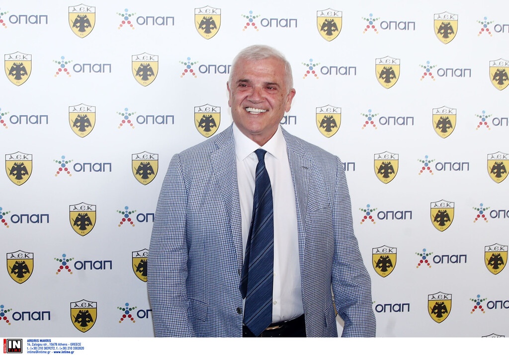 ΑΕΚ: Σύσσωμη η ομάδα για την παρουσίαση της εμπορικής ονοματοδοσίας της Αγια Σοφιάς (photos)