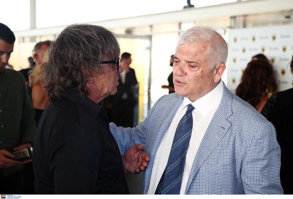 ΑΕΚ: Σύσσωμη η ομάδα για την παρουσίαση της εμπορικής ονοματοδοσίας της Αγια Σοφιάς (photos)