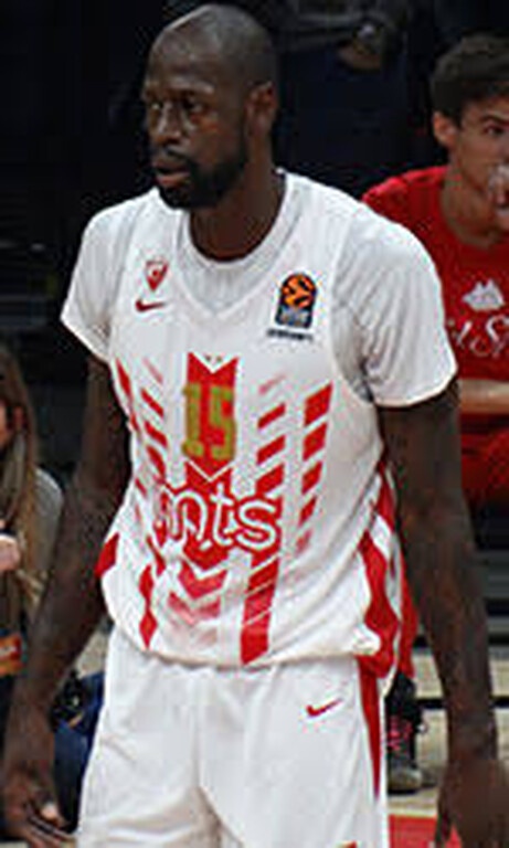 Πάει για την έκπληξη με πρώην «πράσινο» η Φενέρμπαχτσε (videos+photos)