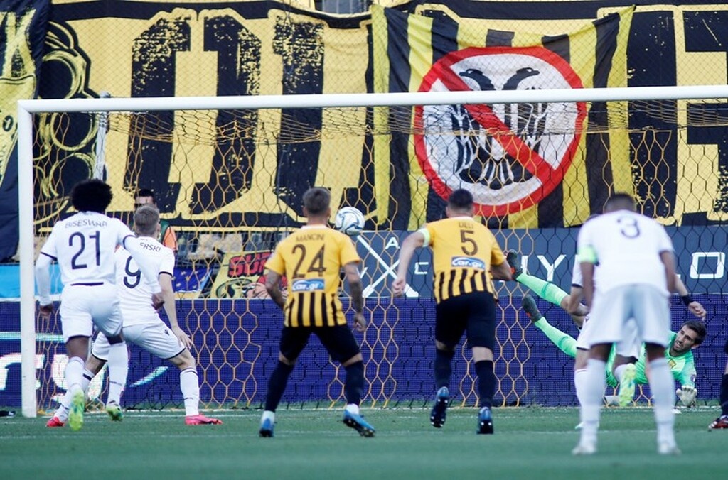 Κουέστα: Γίνεται… talk of the town! (Photos)