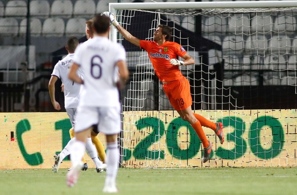 Κουέστα: Γίνεται… talk of the town! (Photos)