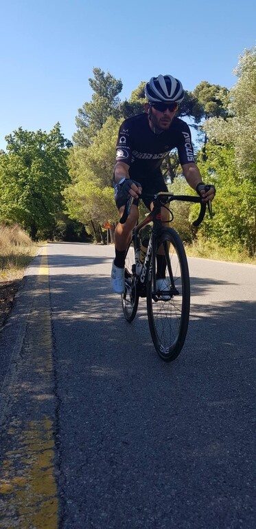 Γιατί πρέπει να εντάξεις τα τζελάκια και τα ενεργειακά ροφήματα στην προπόνησή σου