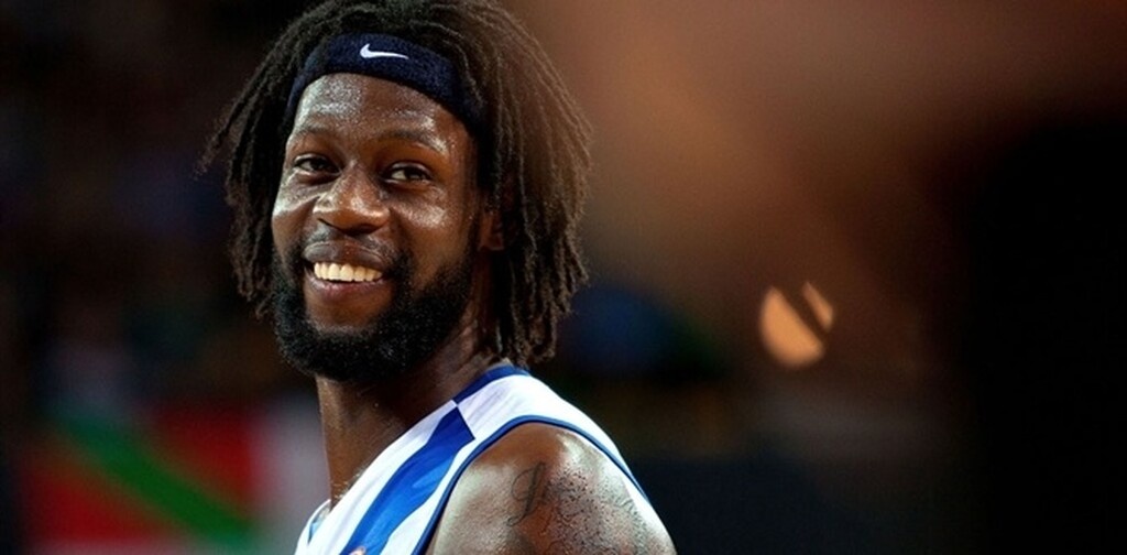 Πάει για την έκπληξη με πρώην «πράσινο» η Φενέρμπαχτσε (videos+photos)